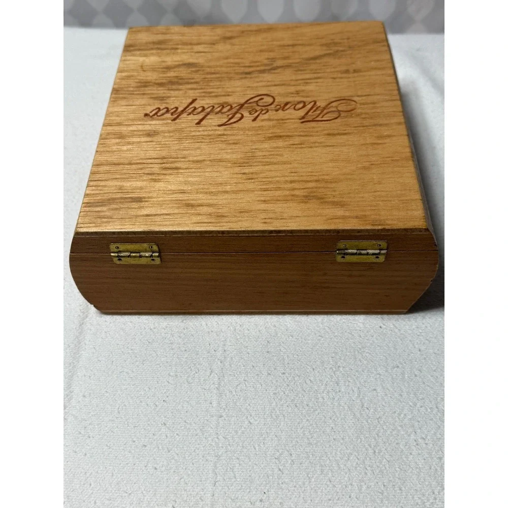 Flor de Jalapa Gran Corona Wooden‎ Cigar Box Empty Display Storage Collectible